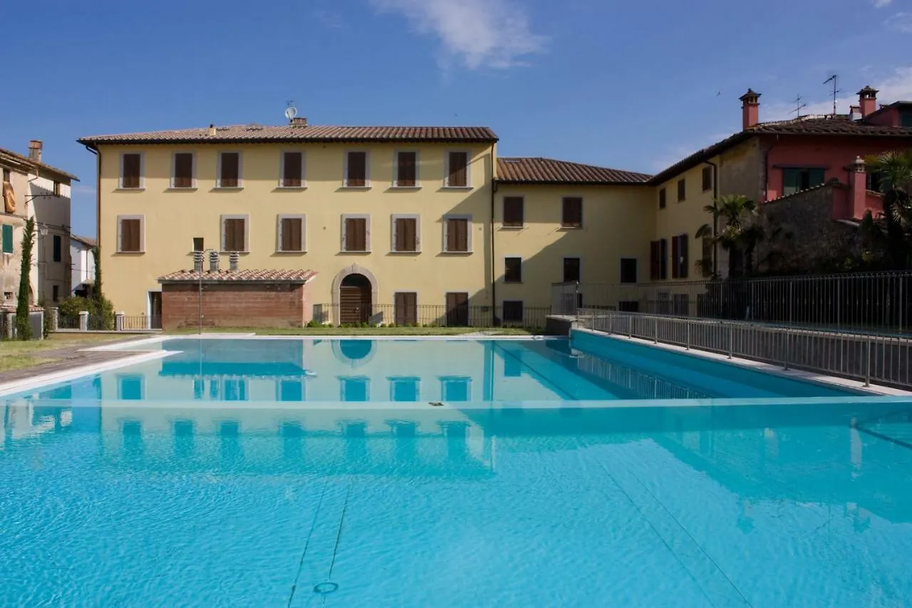 Aparthotel Borgo Di Gramugnana à Usigliano Italie