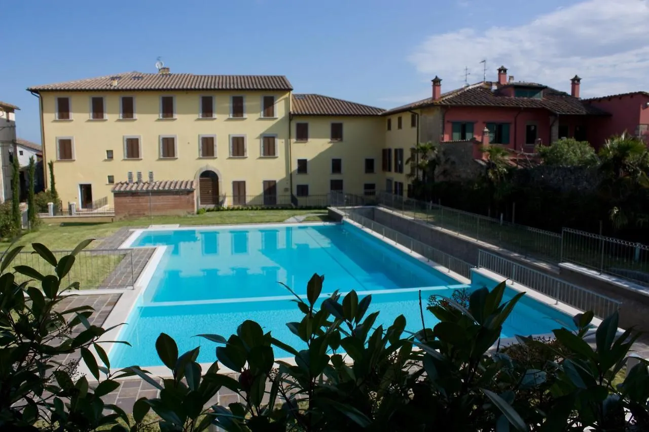 Aparthotel Borgo Di Gramugnana à Usigliano