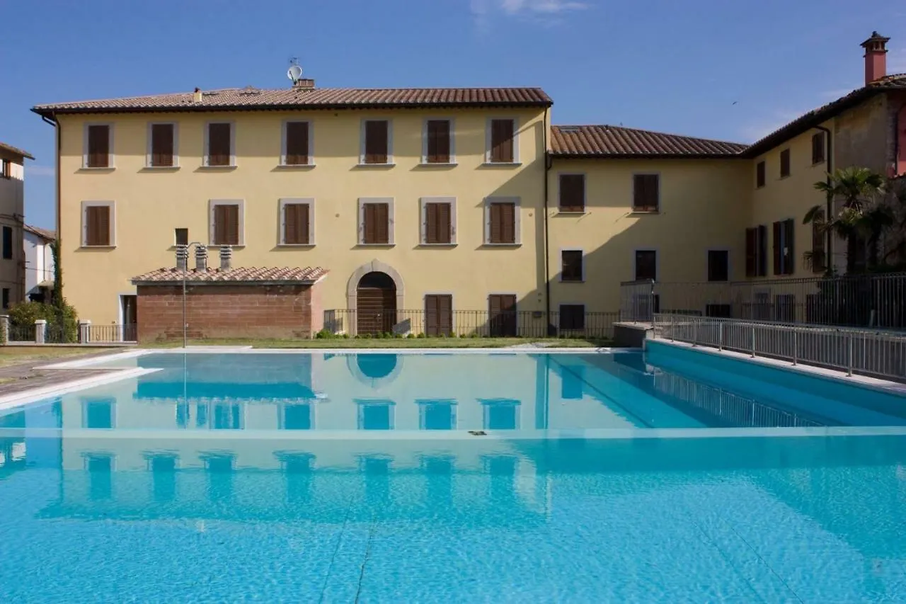 Usigliano Borgo Di Gramugnana 아파트 호텔
